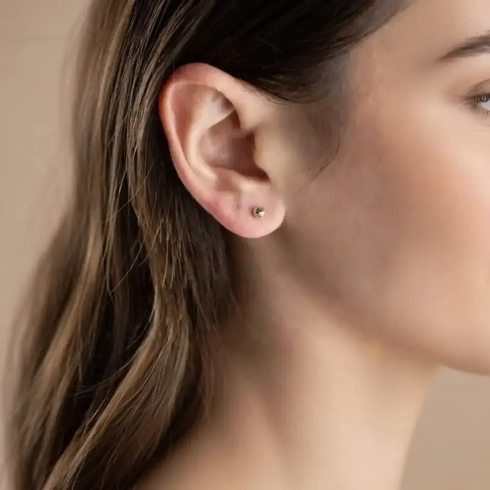 14 Ayar Altın Kalemli Top Küpe (4 mm)