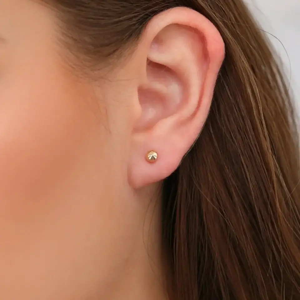 14 Ayar Altın Kalemli Top Küpe (4 mm)