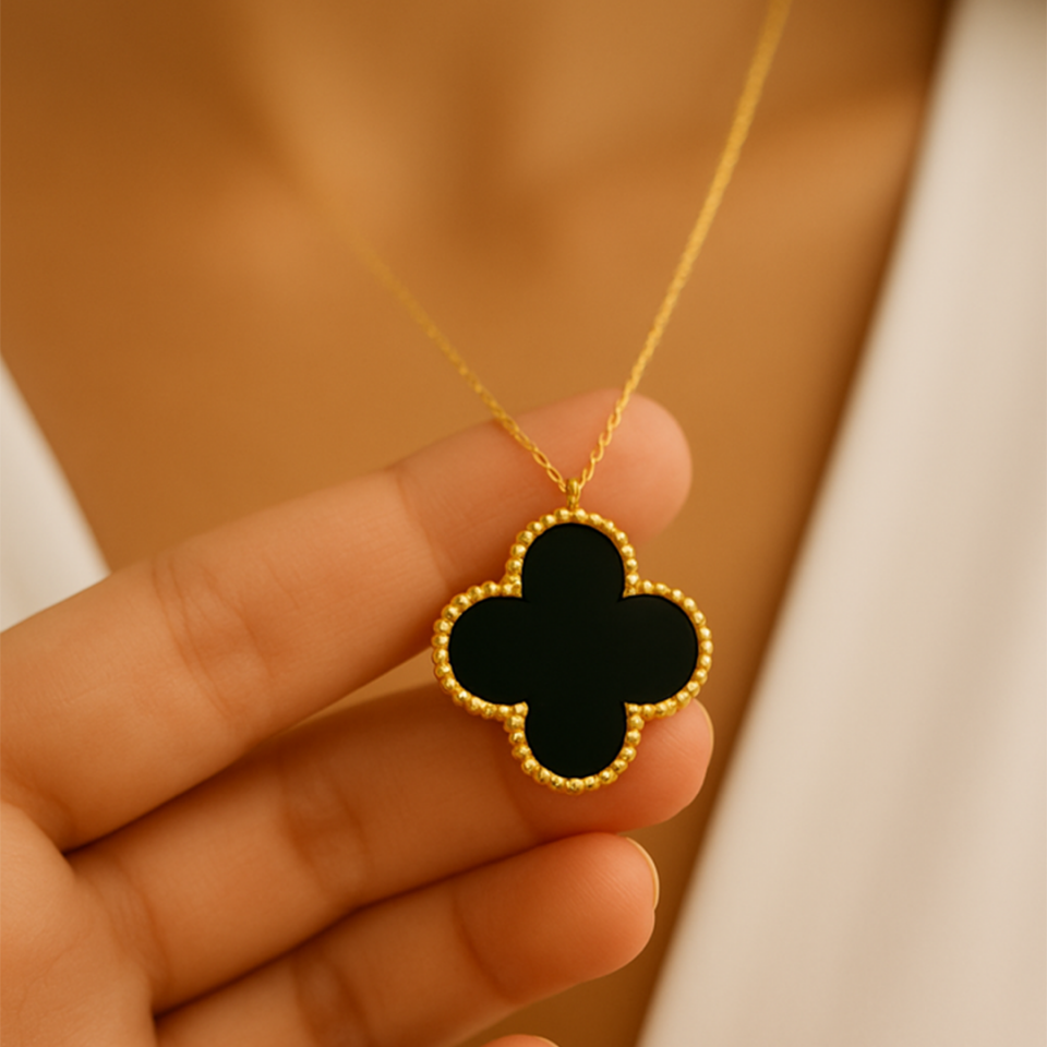 14 Ayar Altın Siyah Yonca Kolye (XL)