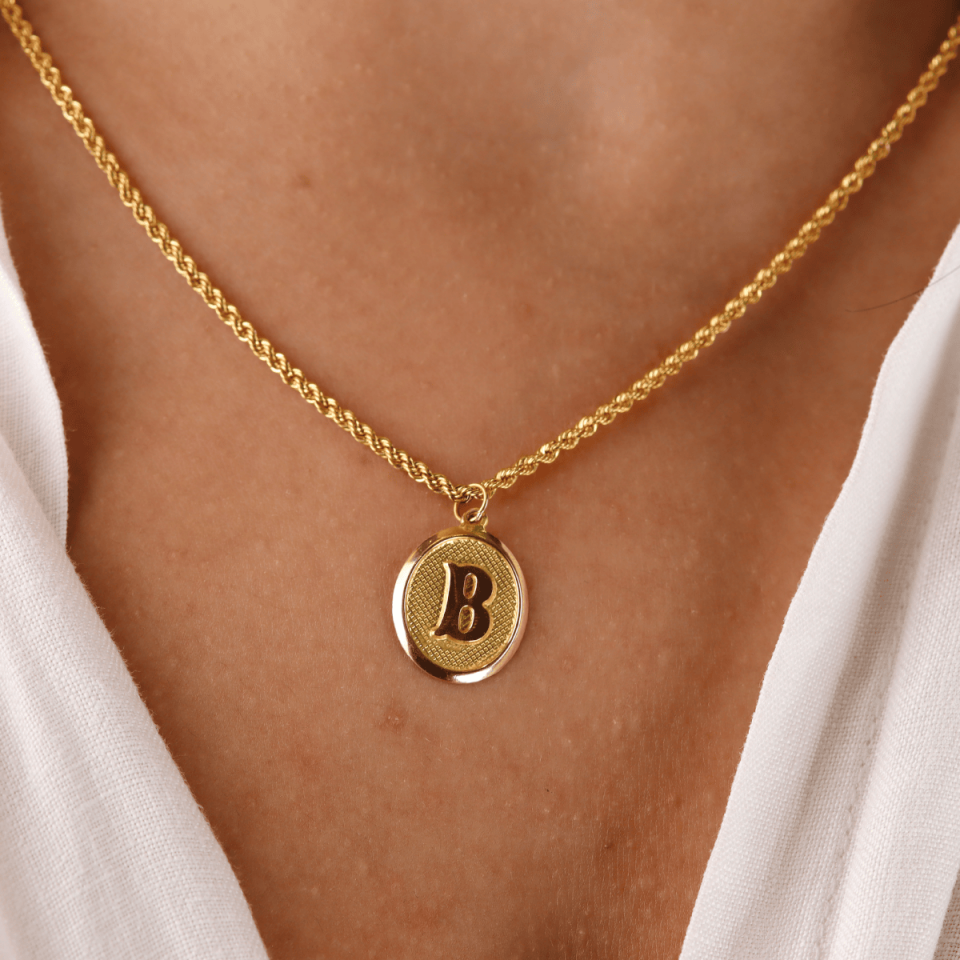 Halat Zincirli Vintage Oval B Harfi Kolye