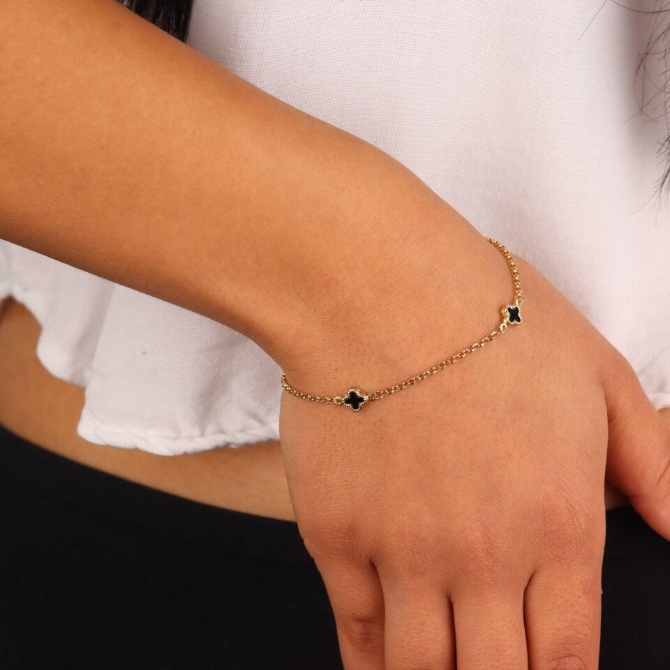 Siyah Taşlı Doç Zincirli Yonca Bileklik