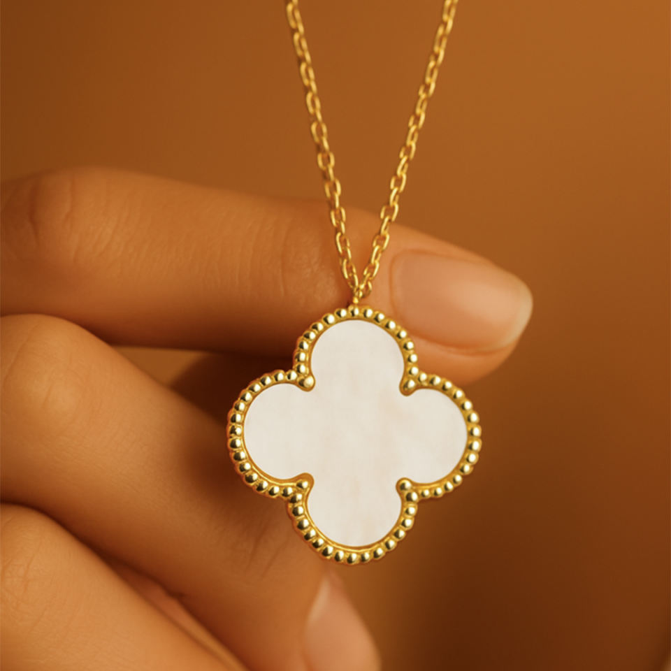 14 Ayar Altın Beyaz Yonca Kolye ( XL )