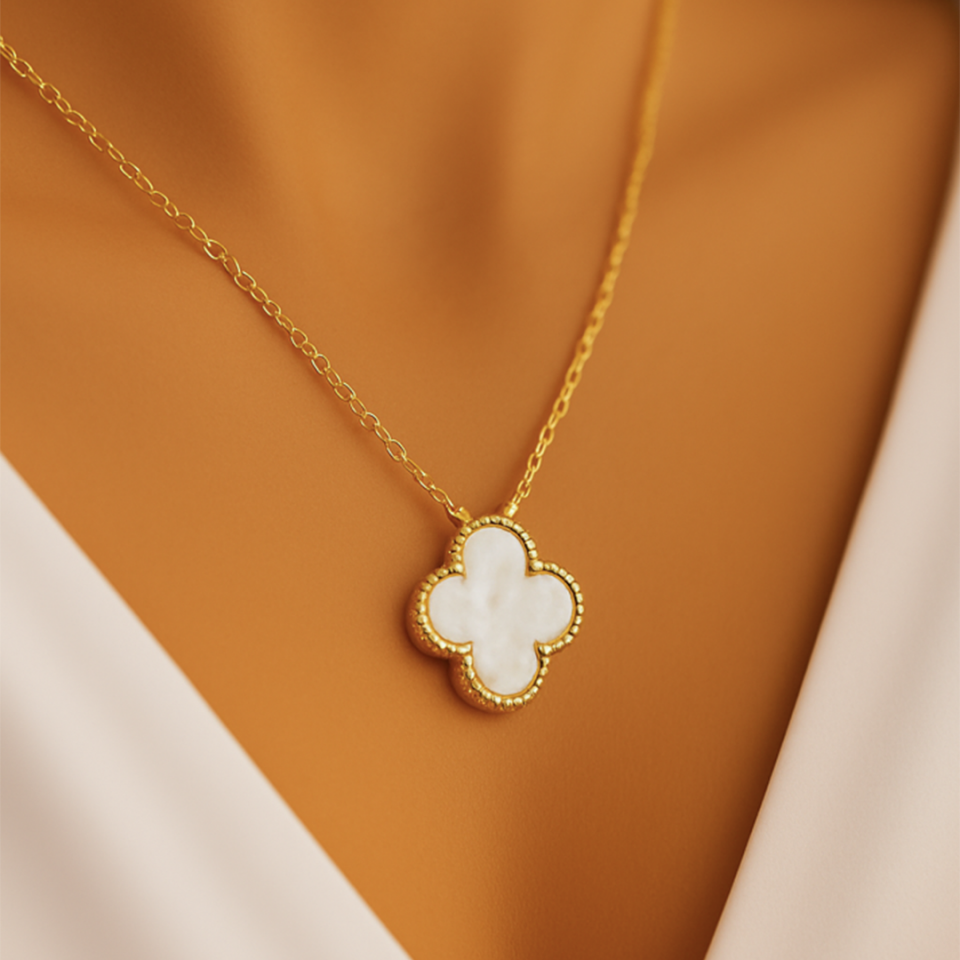 14 Ayar Altın Beyaz Yonca Kolye ( XXL )