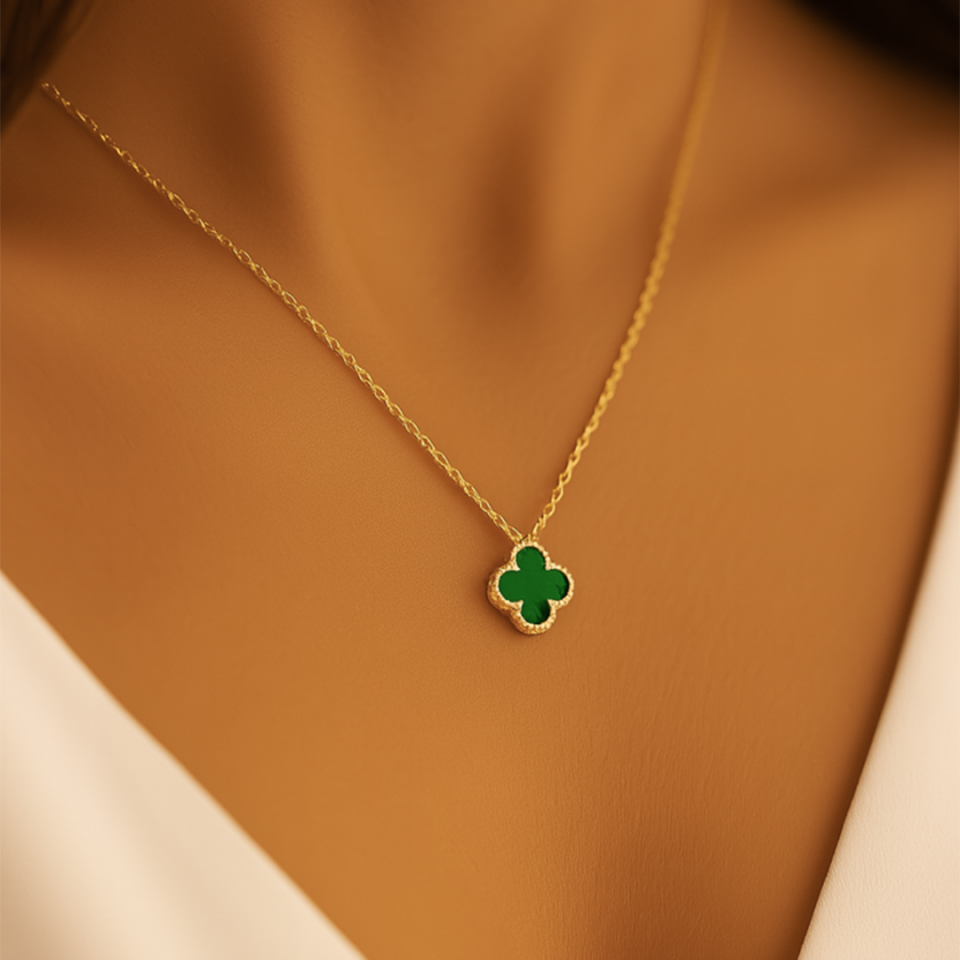 14 Ayar Altın Yeşil Yonca Kolye ( S )