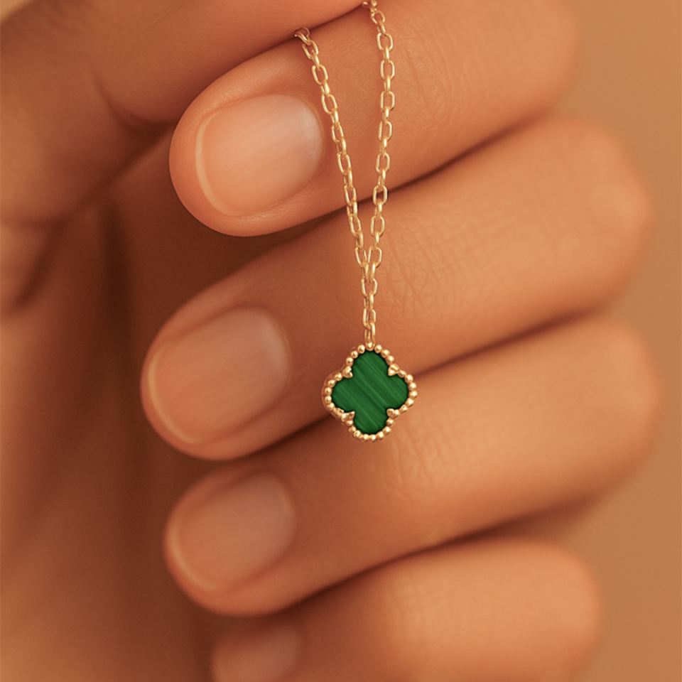 14 Ayar Altın Yeşil Yonca Kolye ( S )