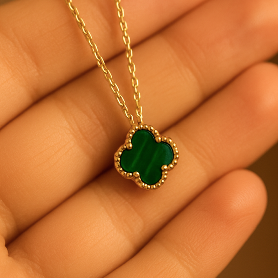 14 Ayar Altın Yeşil Yonca Kolye ( M )