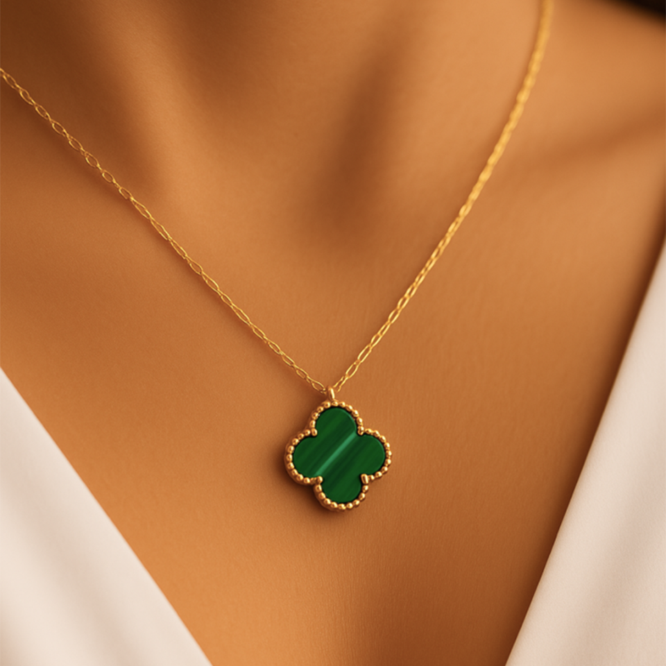 14 Ayar Altın Yeşil Yonca Kolye ( L )