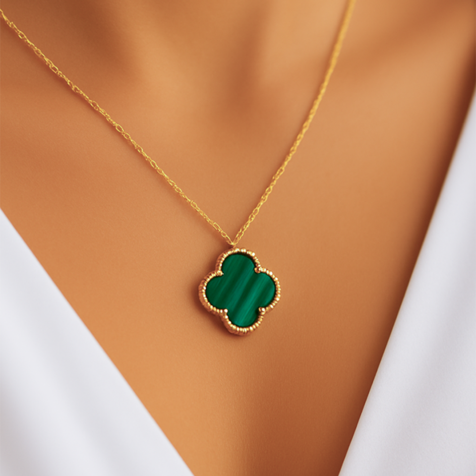 14 Ayar Altın Yeşil Yonca Kolye ( XL )