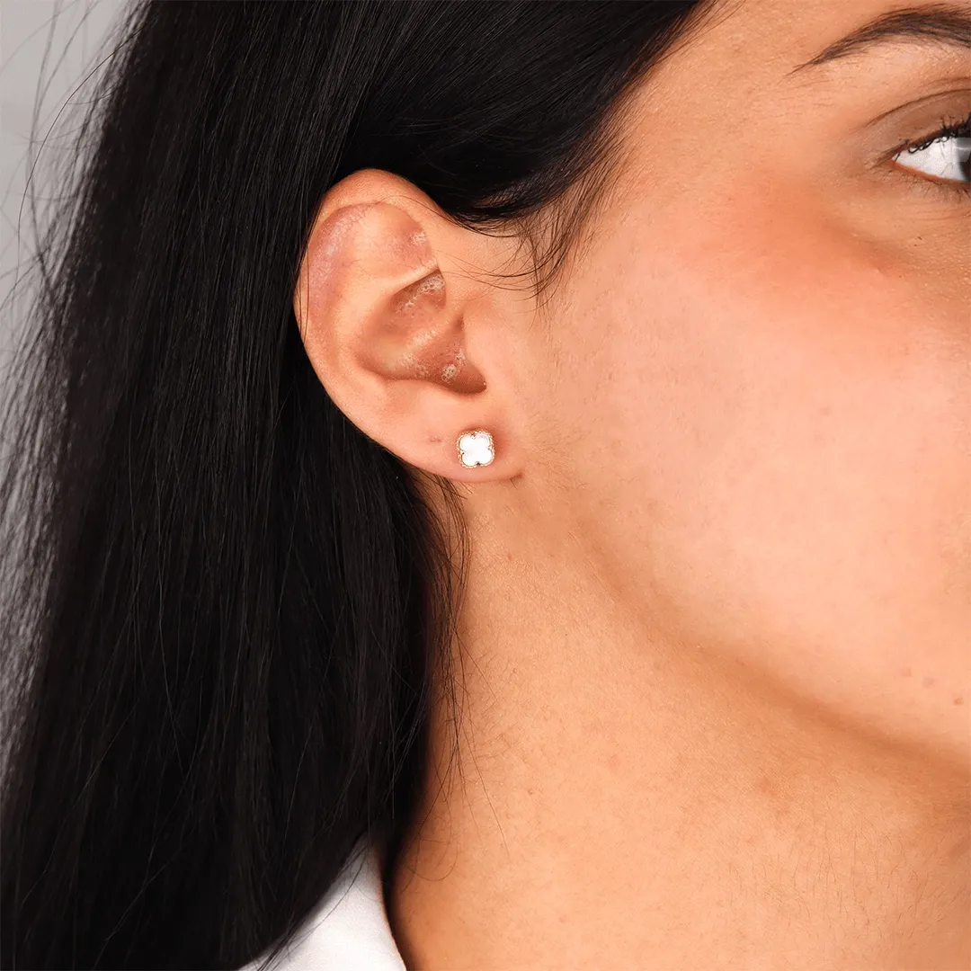 Beyaz Taşlı Yonca Küpe