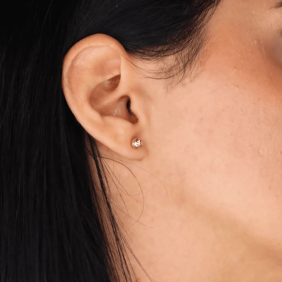 8 Ayar Altın Kalemli Top Küpe (5 mm)