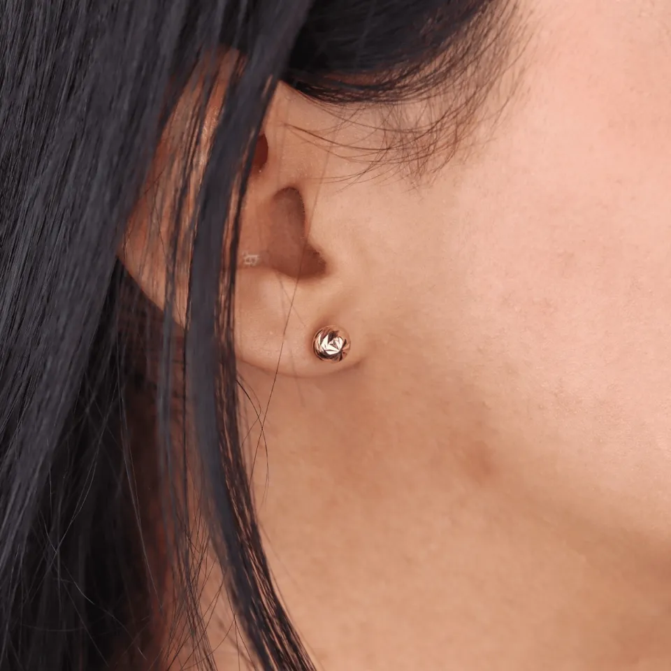 8 Ayar Altın Kalemli Top Küpe (6 mm)