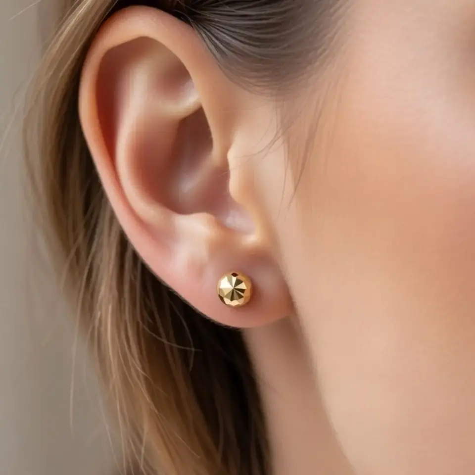 8 Ayar Altın Kalemli Top Küpe (7 mm)