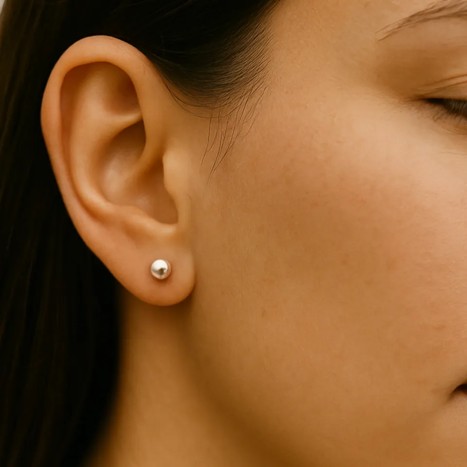 14 Ayar Beyaz Altın Parlak Top Küpe (5 mm)