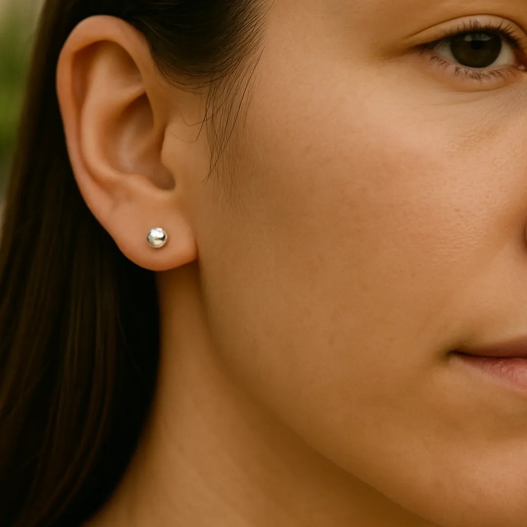 14 Ayar Beyaz Altın Parlak Top Küpe (5 mm)