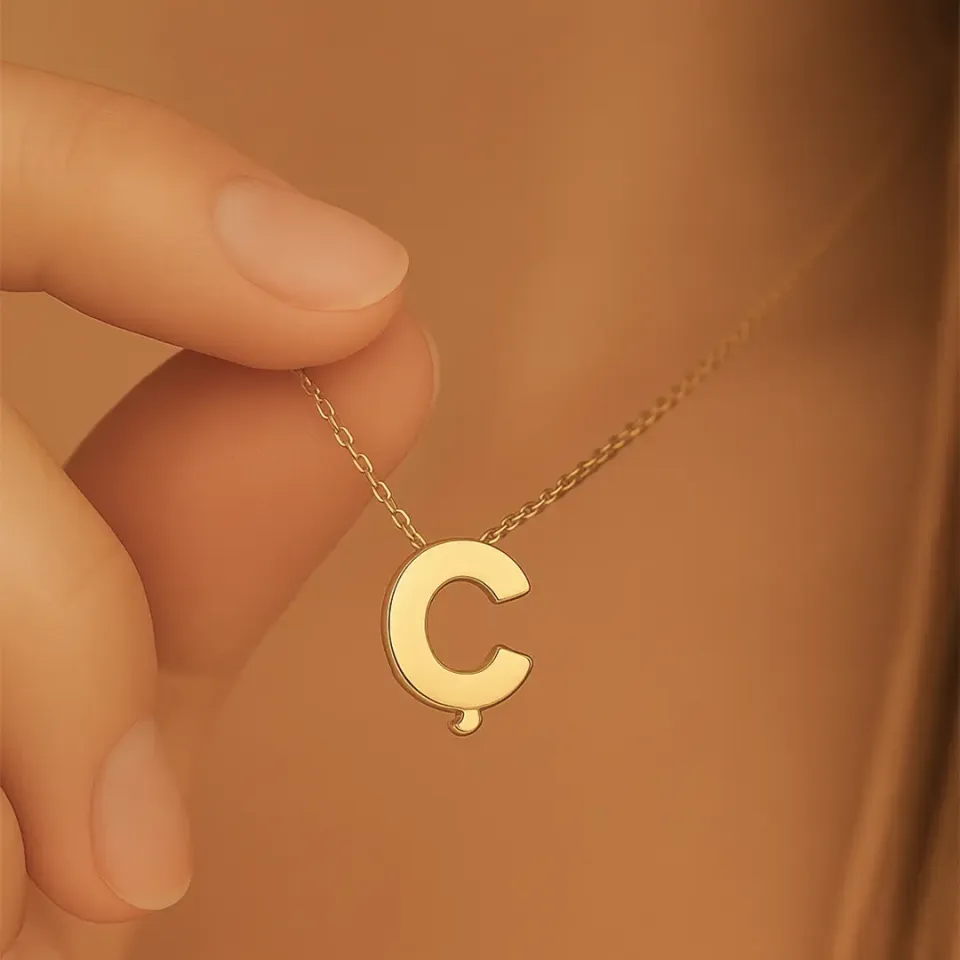 Ç Harfi Zincirli Küp Kolye