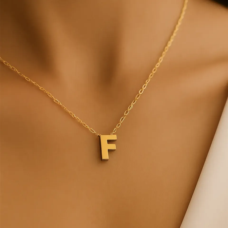 F Harfi Zincirli Küp Kolye