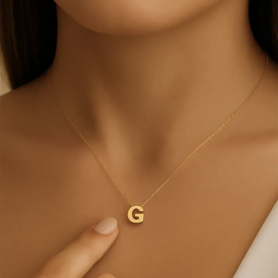 G Harfi Zincirli Küp Kolye