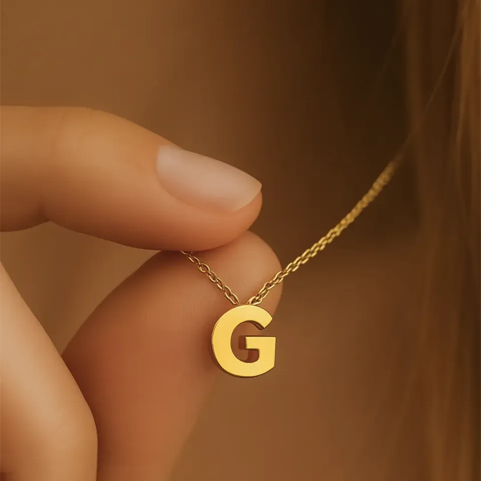 G Harfi Zincirli Küp Kolye