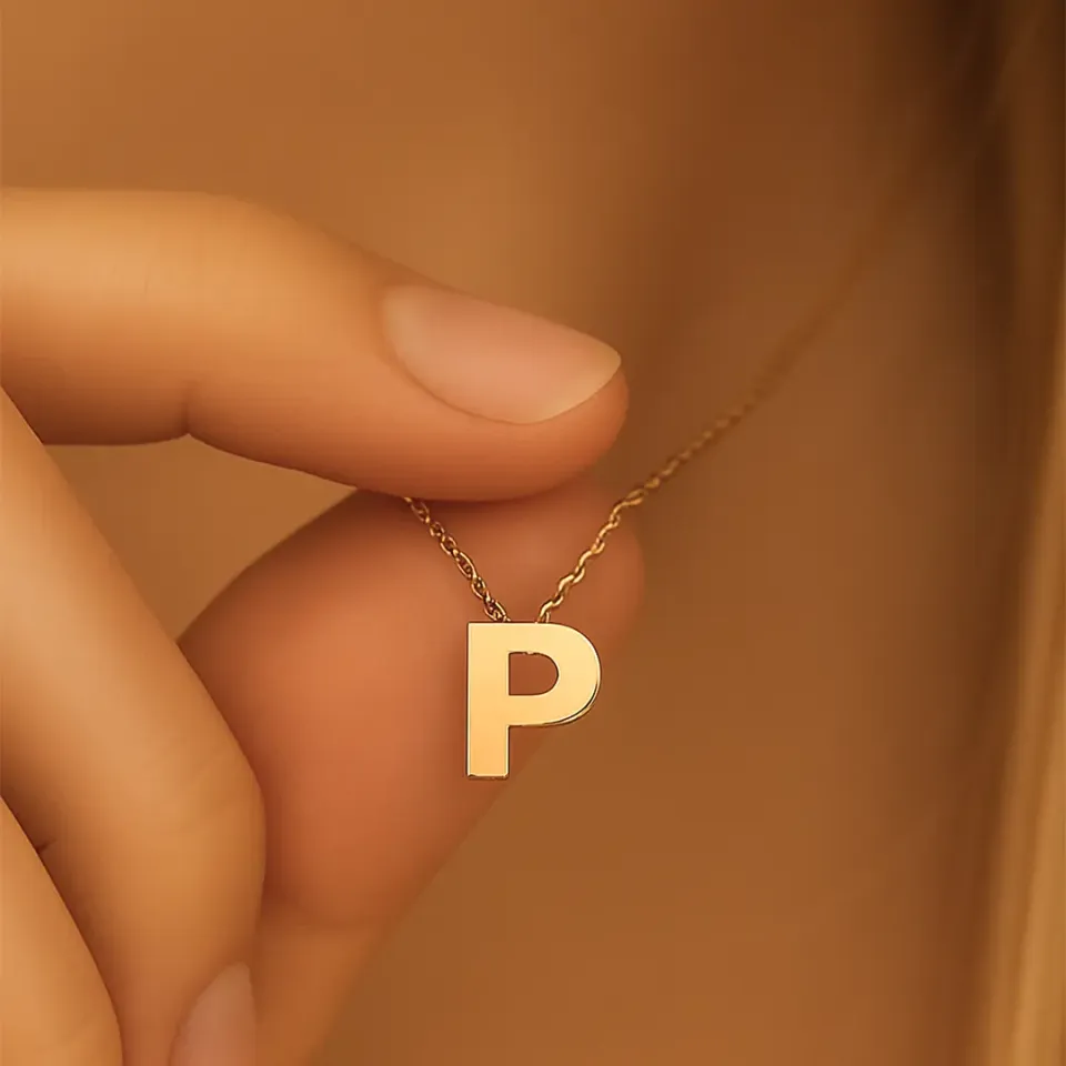 P Harfi Zincirli Küp Kolye