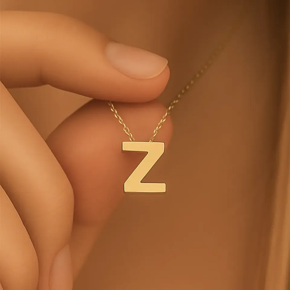 Z Harfi Zincirli Küp Kolye