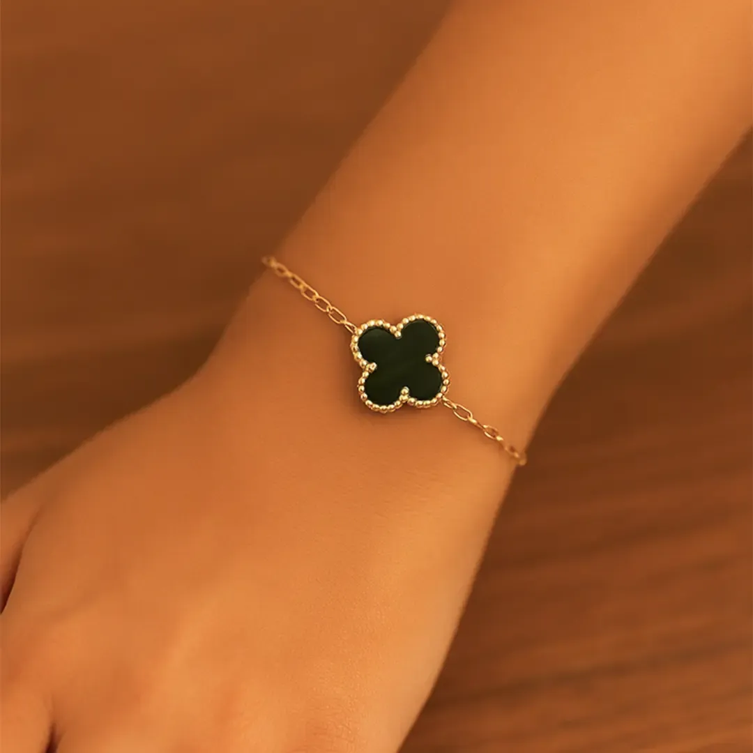 Siyah Yonca Bileklik