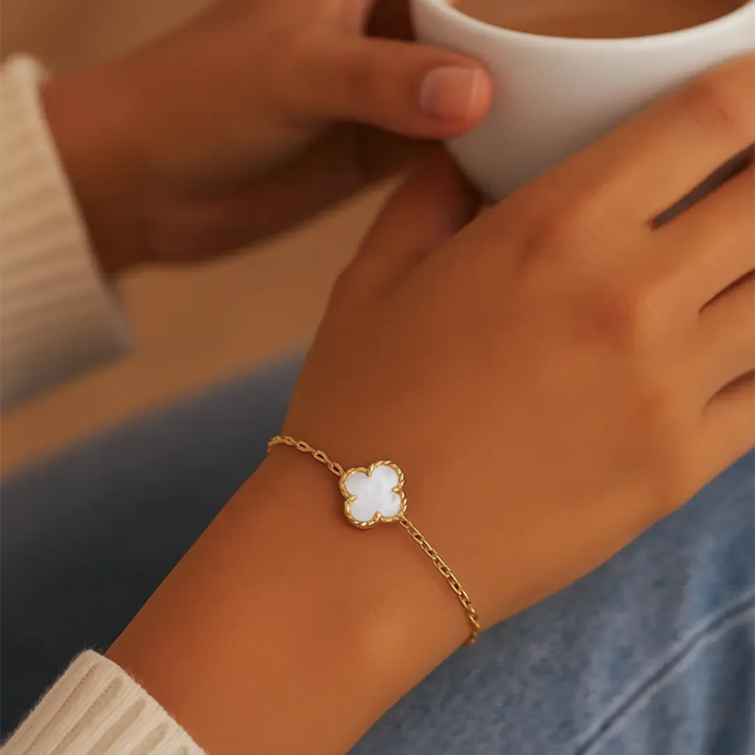 Beyaz Yonca Bileklik