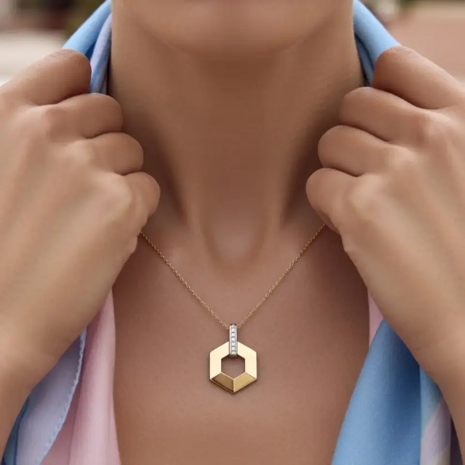 14 Ayar Altın Vetra Kolye