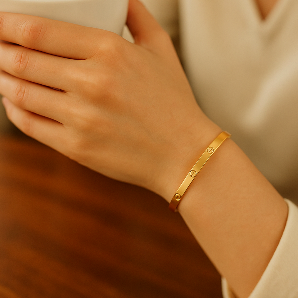 Cartier Kelepçe ( M )