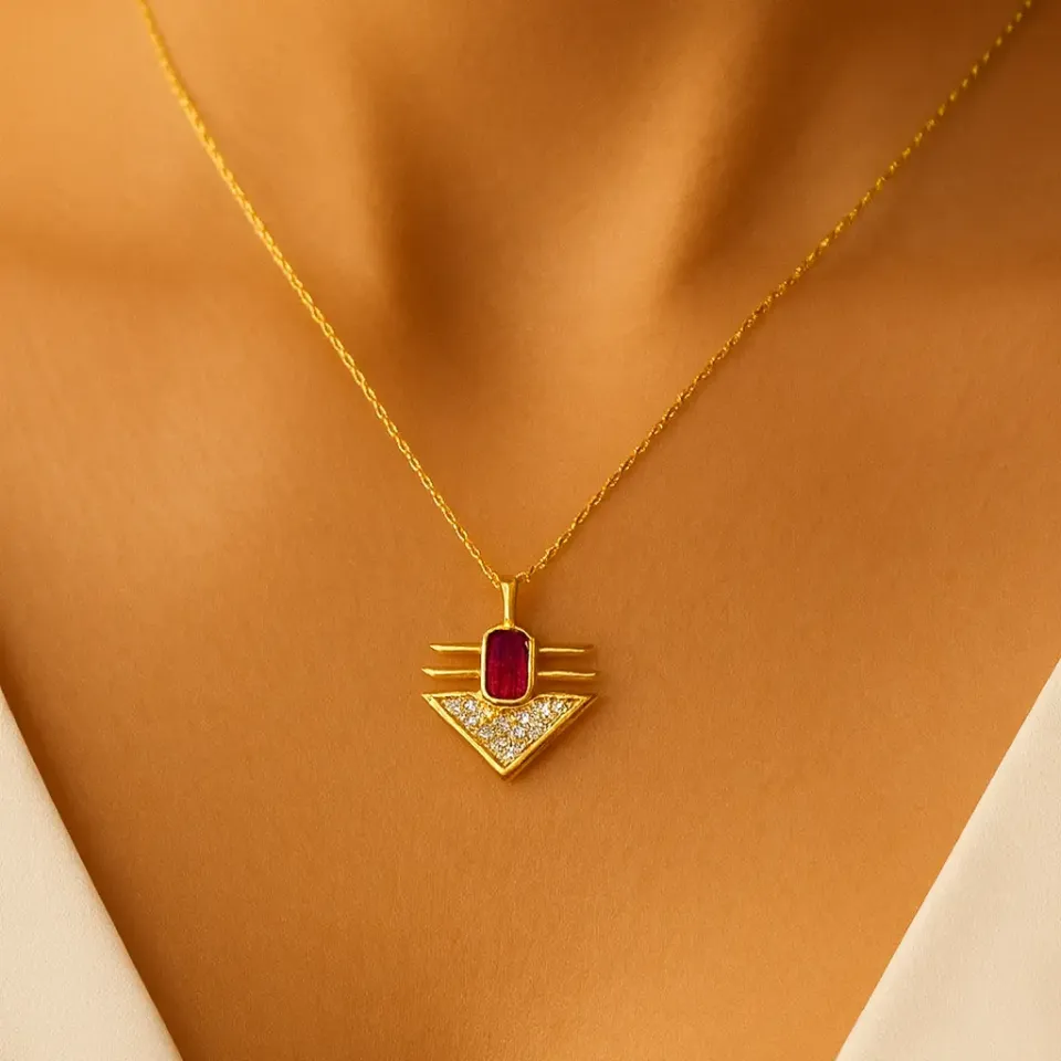 Valora Ruby Kolye