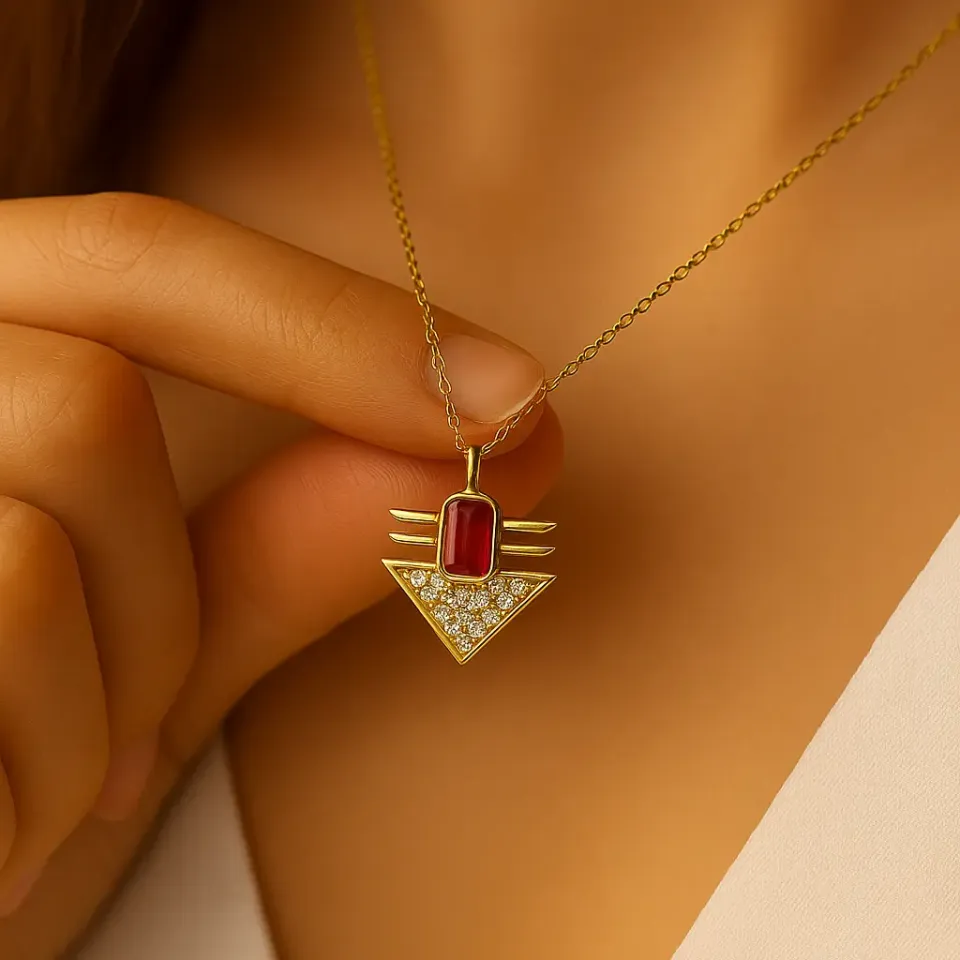 Valora Ruby Kolye