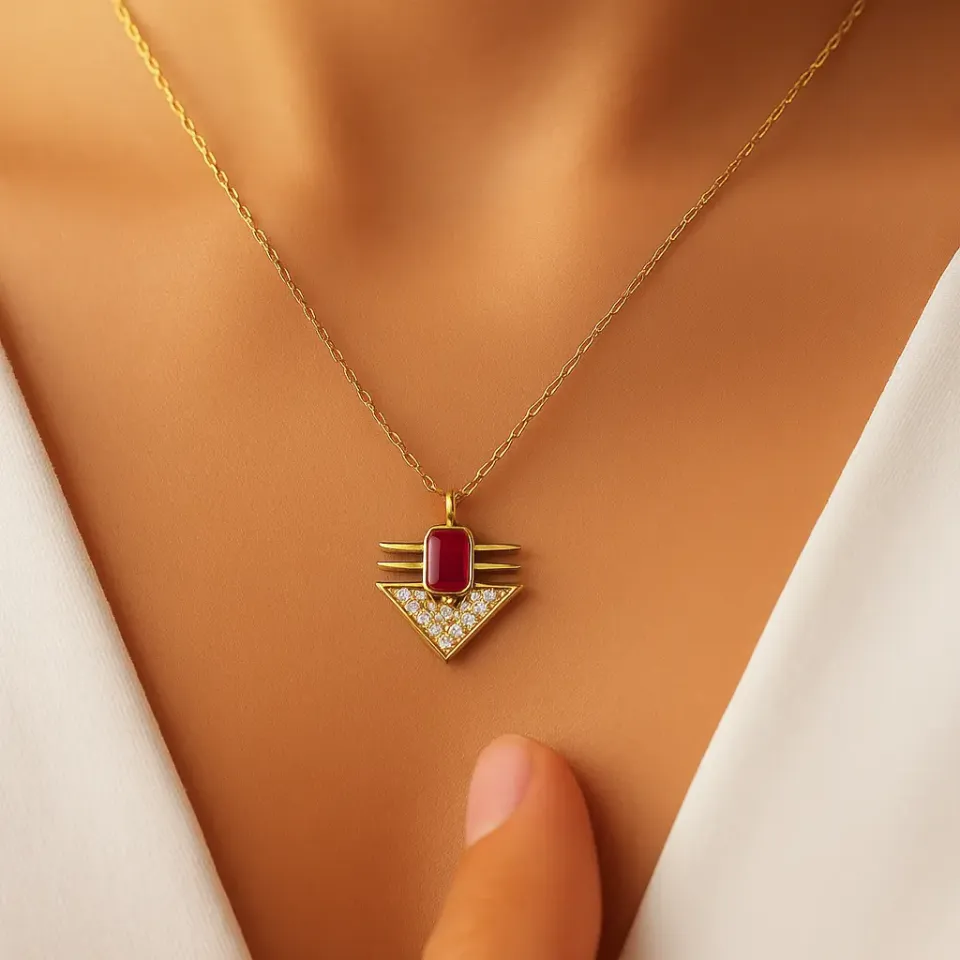 Valora Ruby Kolye