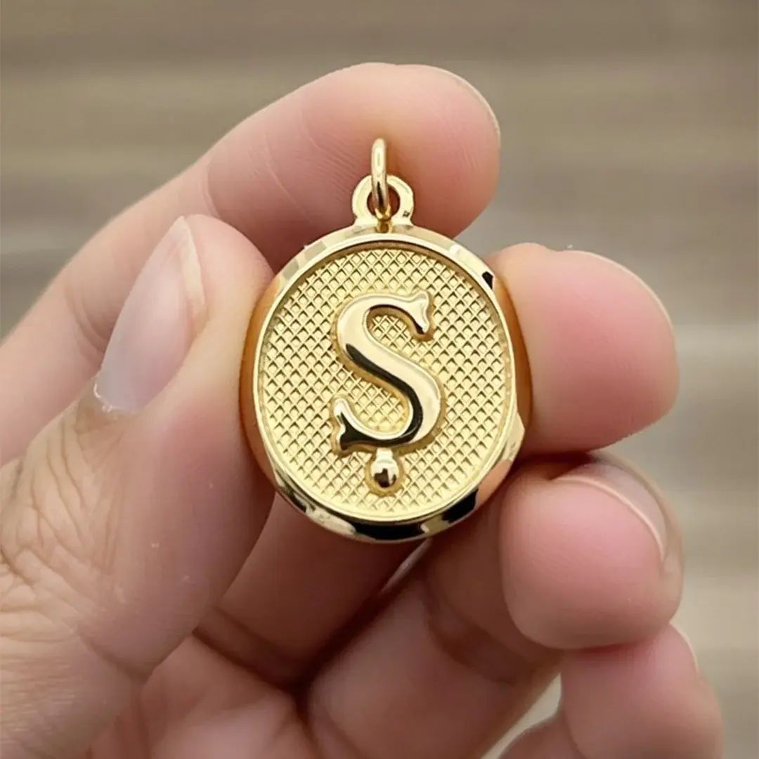 14 Ayar Altın Vintage Oval Harf Kolye Ucu ( Ş Harfi )