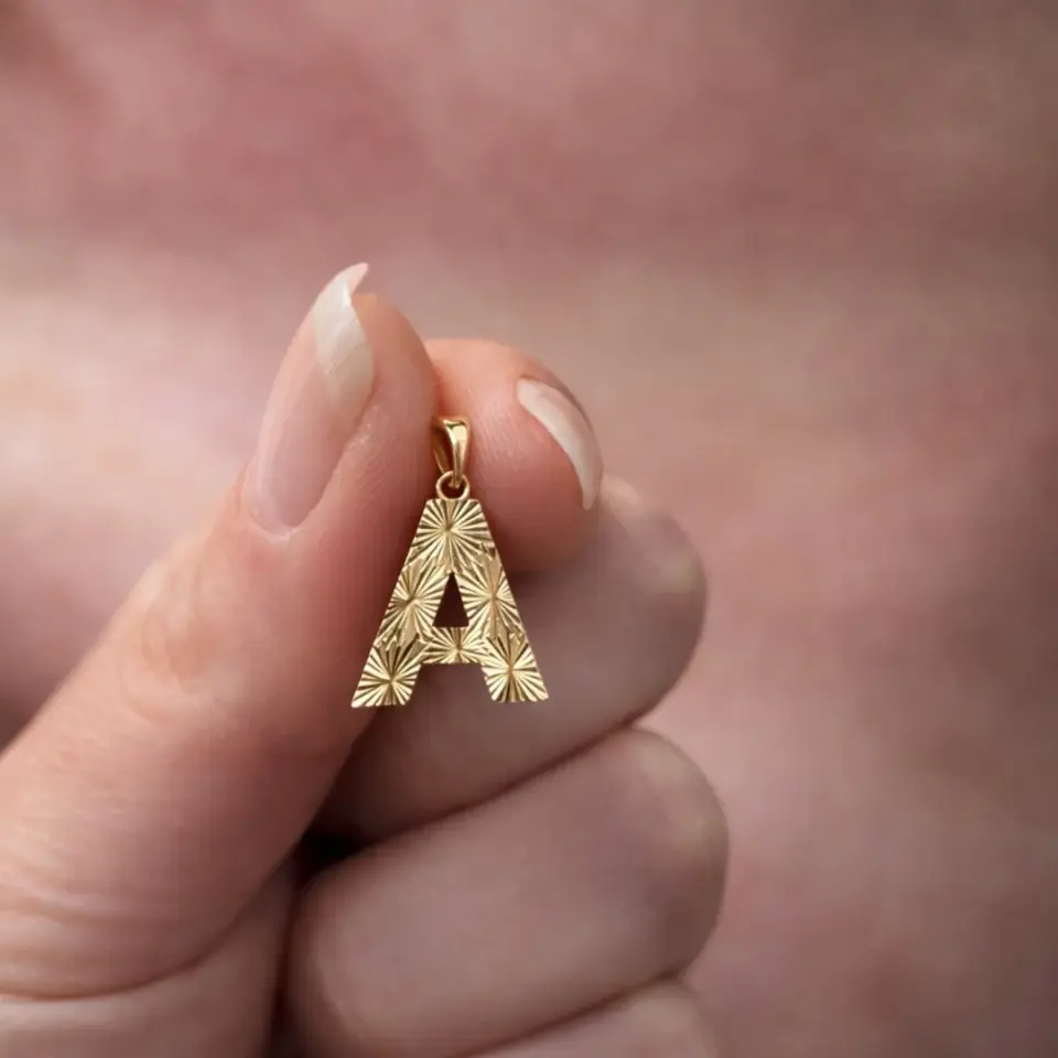 14 Ayar Altın Kalemli Harf Kolye Ucu (A Harfi)