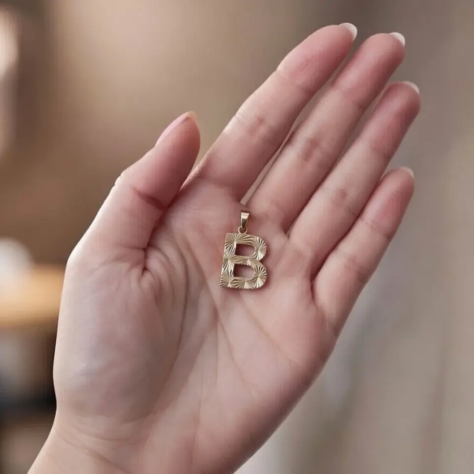 14 Ayar Altın Kalemli Harf Kolye Ucu (B Harfi)