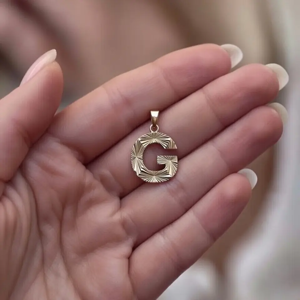 14 Ayar Altın Kalemli Harf Kolye Ucu (G Harfi)