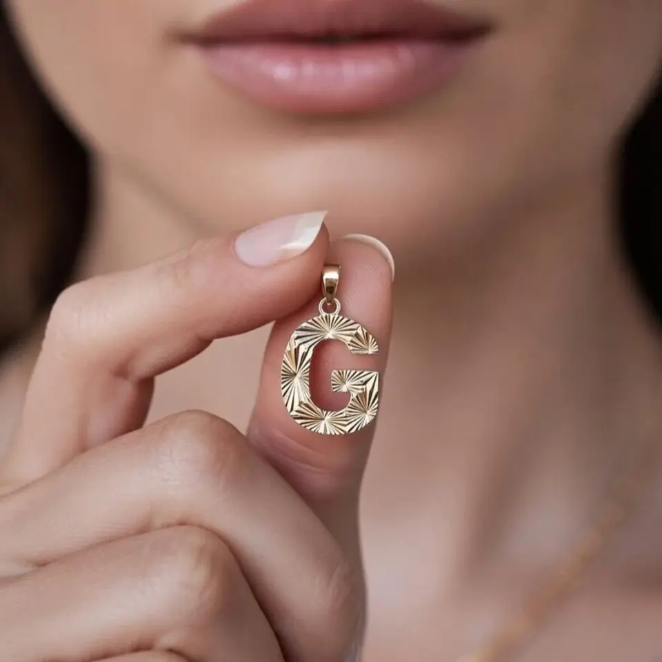 14 Ayar Altın Kalemli Harf Kolye Ucu (G Harfi)