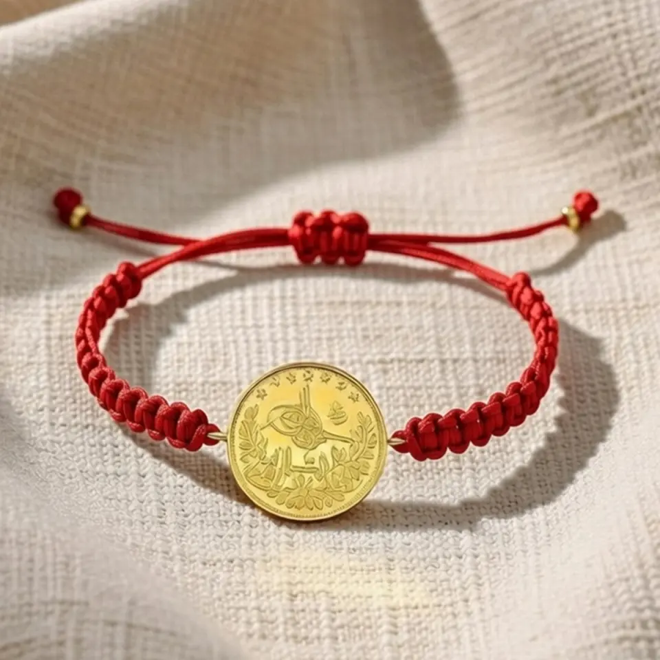 8 Ayar Altın Tuğralı İpli Bileklik (Kırmızı)